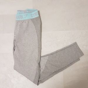 Gymshark light grey/turquoise flex leggings size L